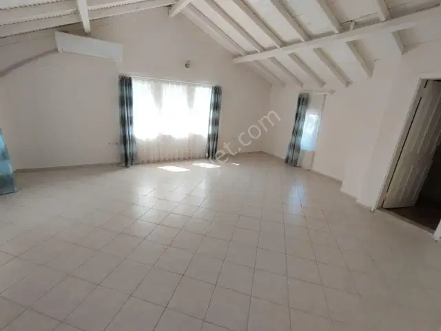 Kadriye Legend Yakını Bahçe Kullanımlı Tadilatliçok Geniş Villa — görsel 28