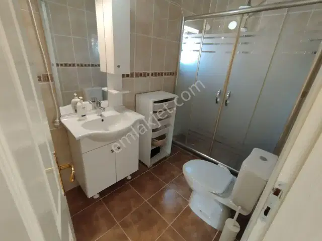 Kadriye Legend Yakını Bahçe Kullanımlı Tadilatliçok Geniş Villa — görsel 34