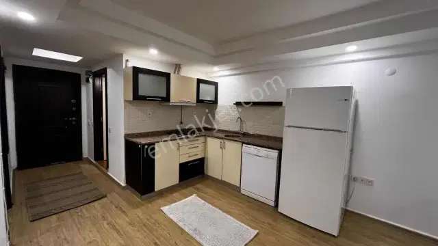 Fener'de Tek Tapu Çift Daire Fırsatı (açıklamayı Okuyunuz) — görsel 10