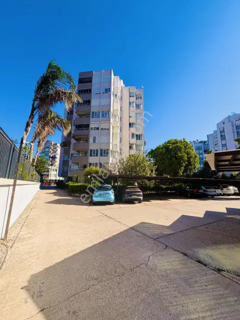 G.oba Mah Düden Park Yanı Deniz Manzaralı Full Eşyalı 3+1 Daire — görsel 3