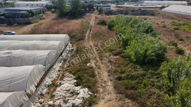 Aksu Güzelyurt'da Ticari İmarlı Arsa — görsel 4