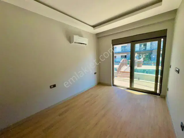 Güzeloba Kundukanyon2 Havuz Cephe 1+1 Denize Yürüme Mesafede — görsel 20