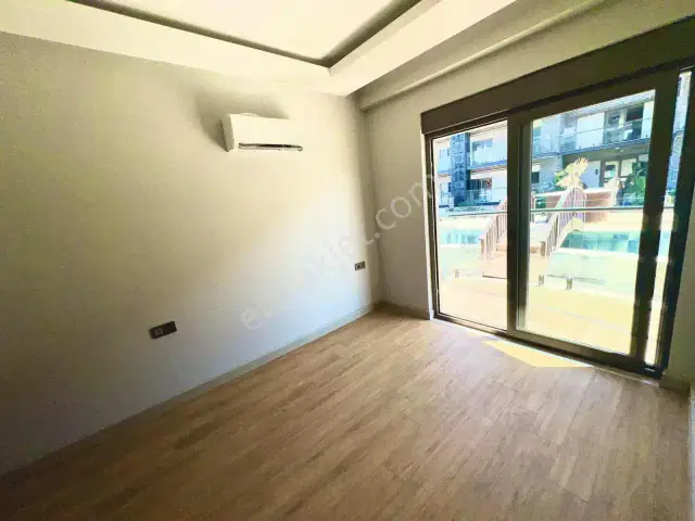 Güzeloba Kundukanyon2 Havuz Cephe 1+1 Denize Yürüme Mesafede — görsel 30