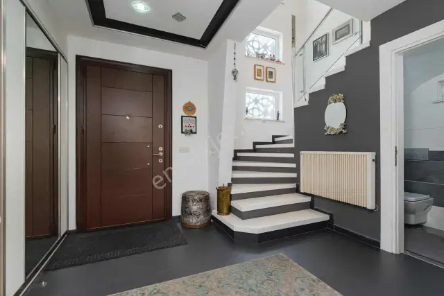 Yeşilbayır'da 564 M2 Arsa İçerisinde Satılık Müstakil Villa — görsel 11