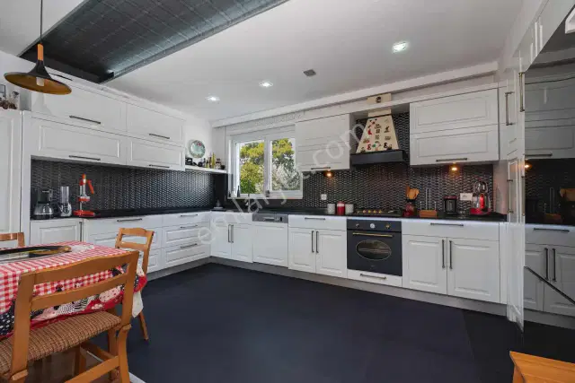 Yeşilbayır'da 564 M2 Arsa İçerisinde Satılık Müstakil Villa — görsel 20