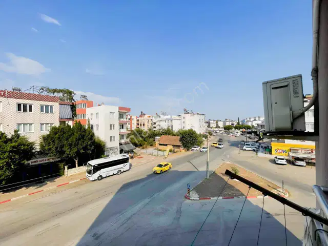 Tramvaya 100 Mt Kuzeyyakada Satılık Krediye Uygun 3+1 — görsel 11