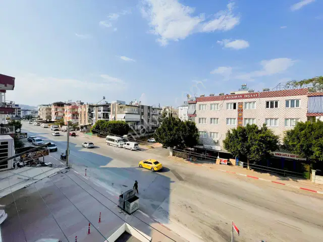 Tramvaya 100 Mt Kuzeyyakada Satılık Krediye Uygun 3+1 — görsel 14