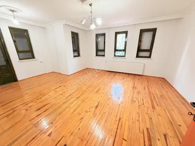 Bulvar Üzerinde Kiralık İşyeri — görsel 2