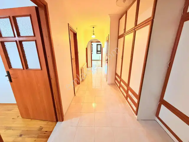 Bulvar Üzerinde Kiralık İşyeri — görsel 3
