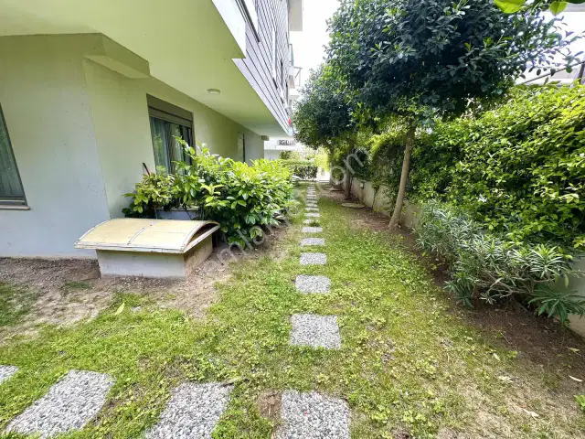 Havuzlu Sitede Sıfır Eşyalı 1+1 Kiralık Daire — görsel 4
