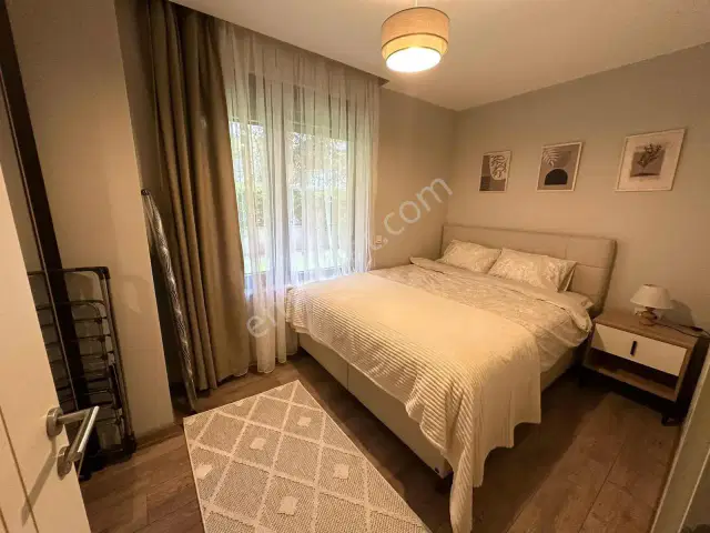 Havuzlu Sitede Sıfır Eşyalı 1+1 Kiralık Daire — görsel 9