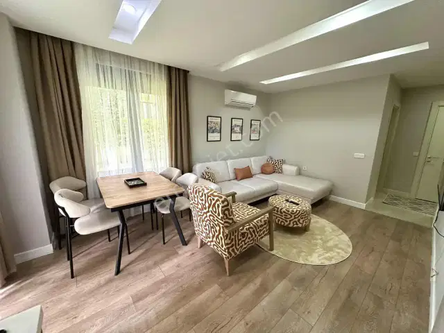 Havuzlu Sitede Sıfır Eşyalı 1+1 Kiralık Daire — görsel 15