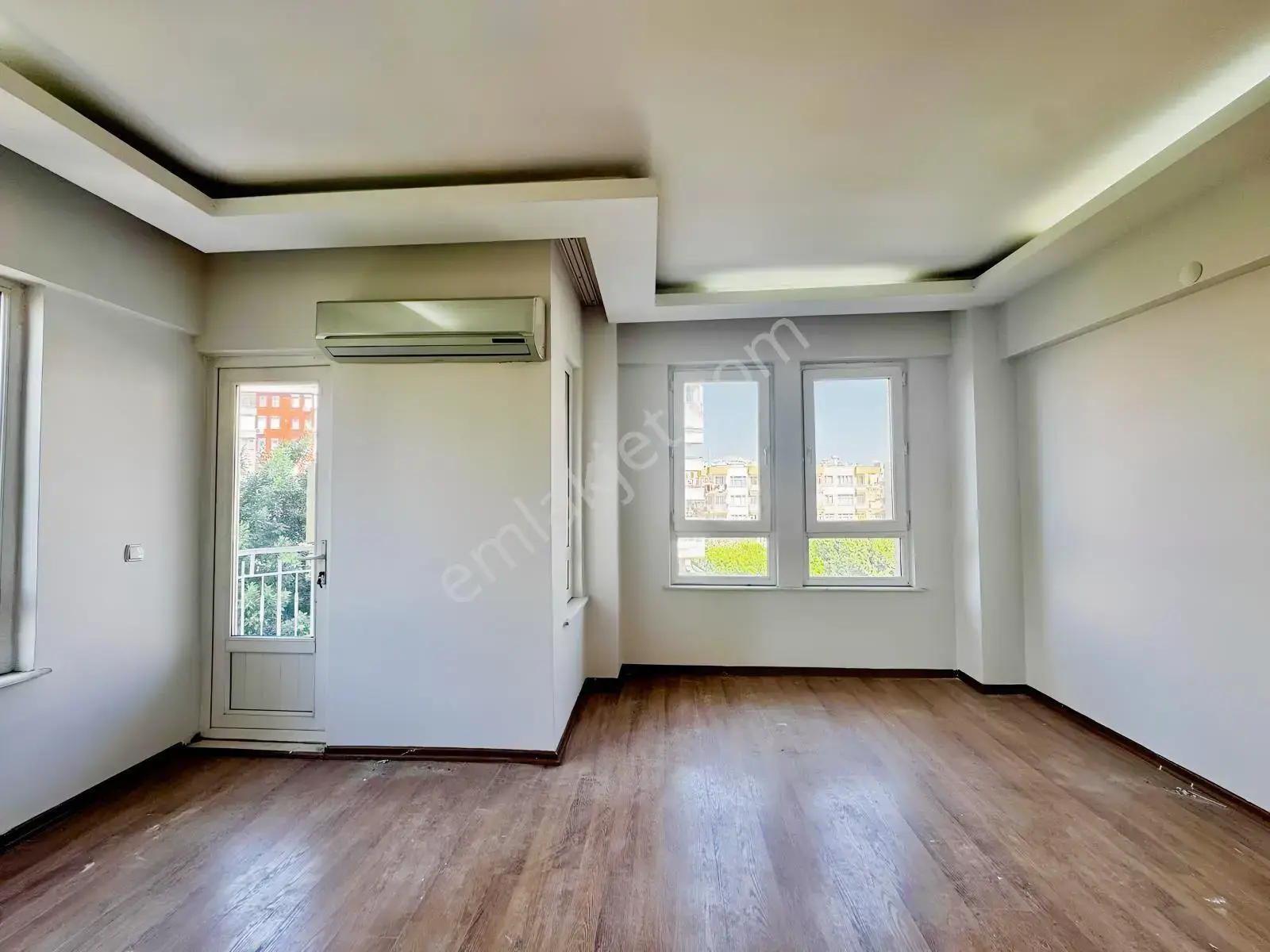 100. Yıl Cadde Üzeri Ofis Kullanımına Uygun 3+1 Kiralık — görsel 5