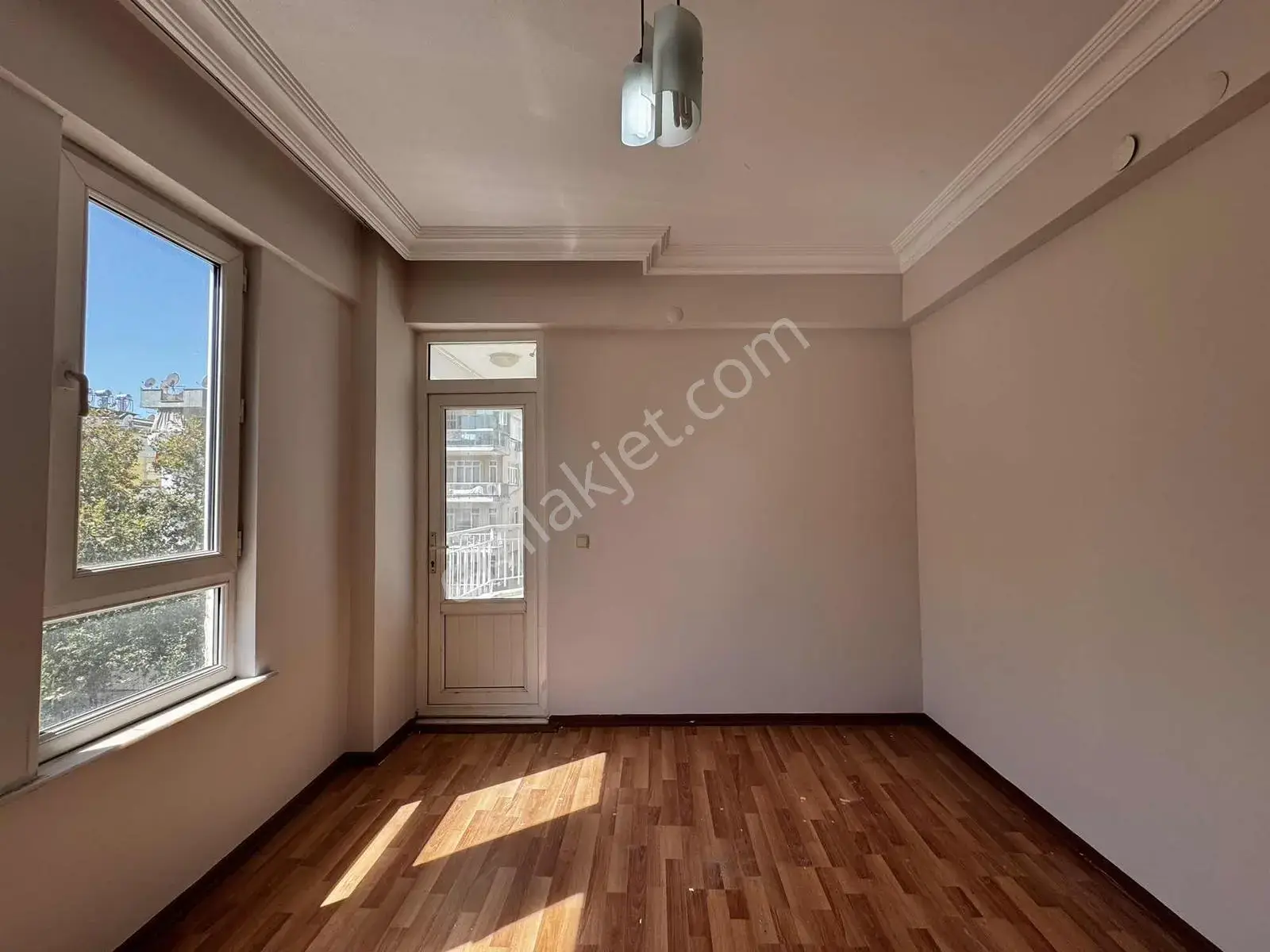 100. Yıl Cadde Üzeri Ofis Kullanımına Uygun 3+1 Kiralık — görsel 17
