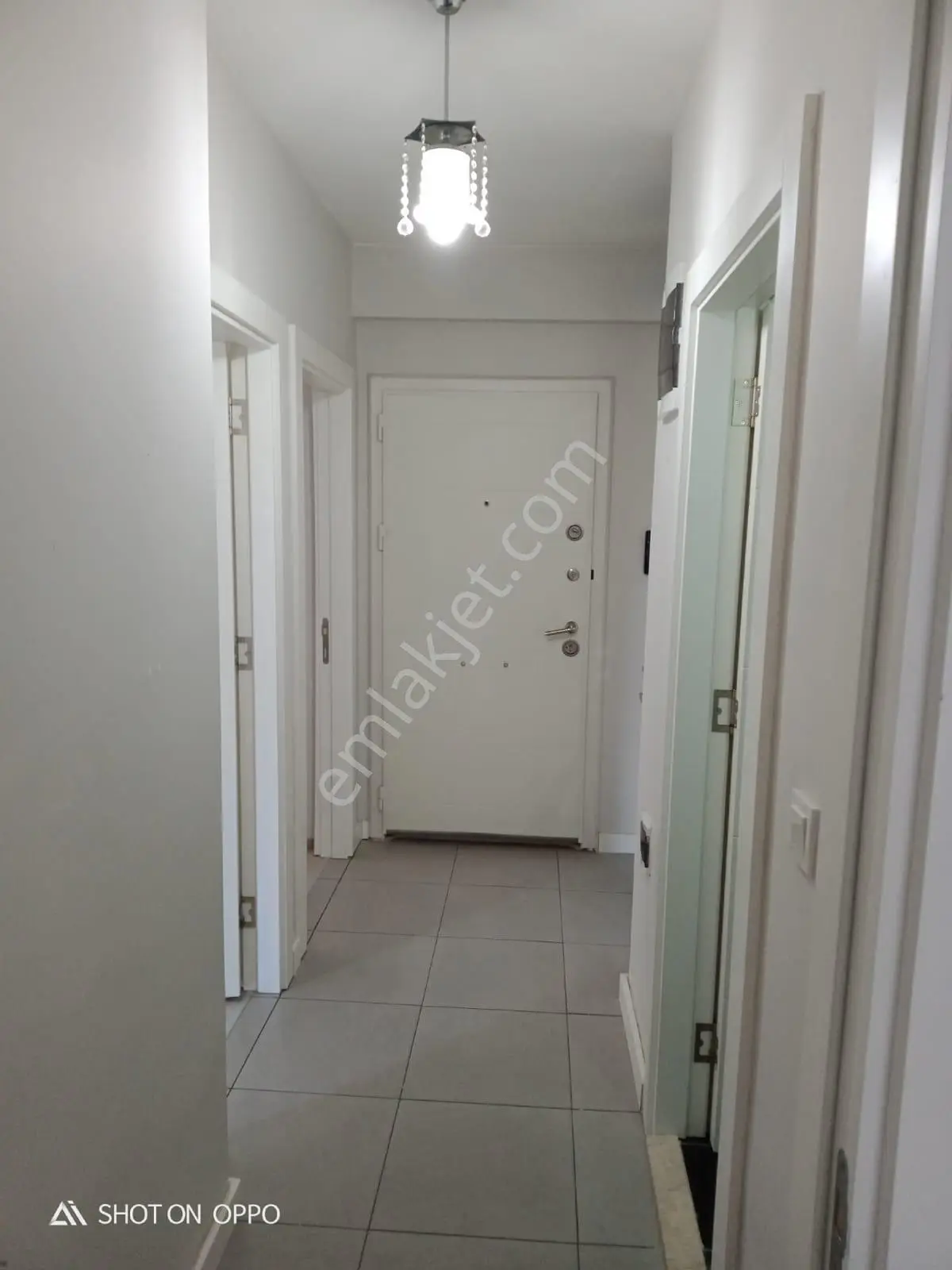 Konyaaltı Mollayusuf Havuzlu Kapalı Otoparklı Eşyalı Kiralık 2+1 — görsel 3