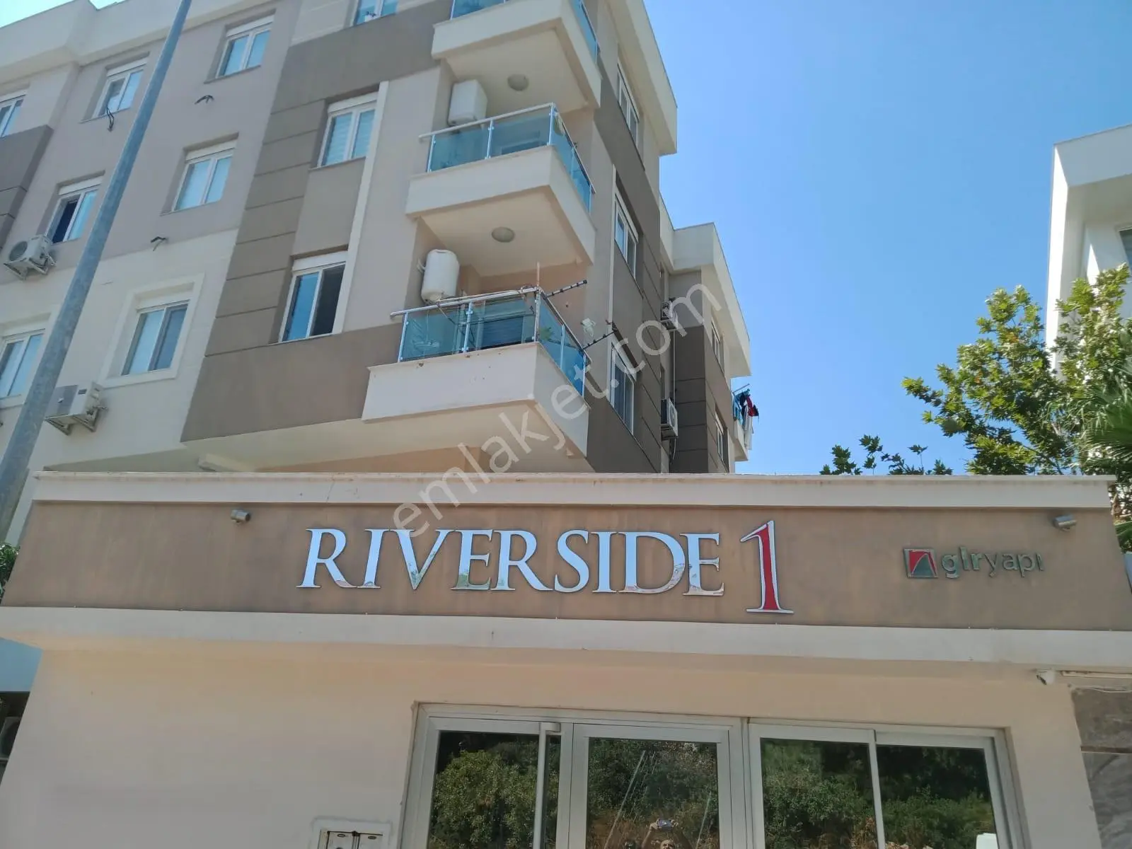 Konyaaltı Mollayusuf Havuzlu Kapalı Otoparklı Eşyalı Kiralık 2+1 — görsel 7
