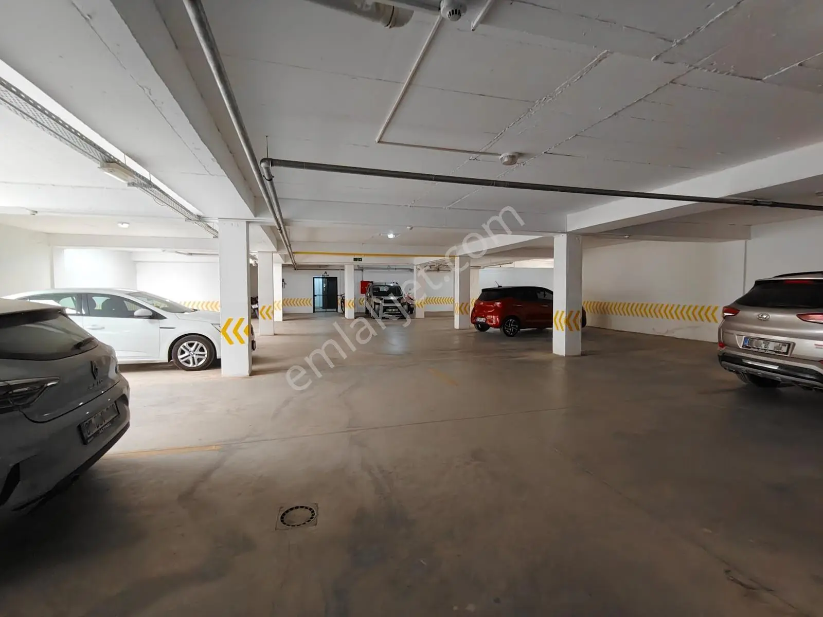 Konyaaltı Mollayusuf Havuzlu Kapalı Otoparklı Eşyalı Kiralık 2+1 — görsel 27