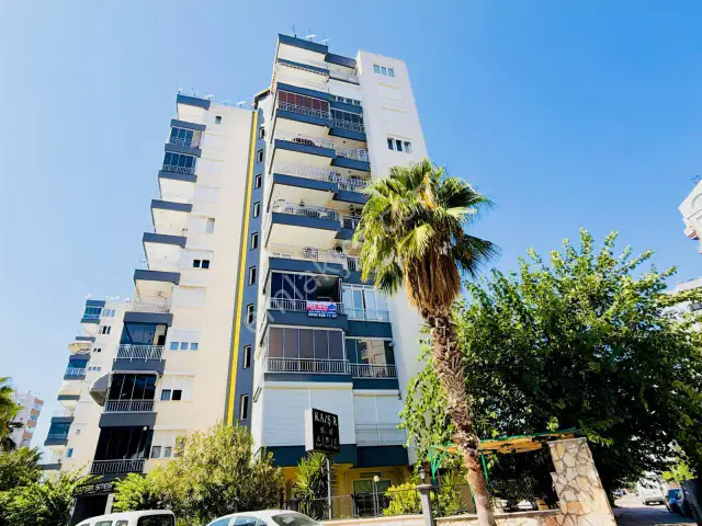 Çağlayan Da Masrafsız Havuzlı Sitede Arakat Satılık 3+1 Daire — görsel 1