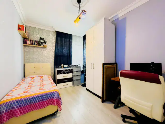 Çağlayan Da Masrafsız Havuzlı Sitede Arakat Satılık 3+1 Daire — görsel 2