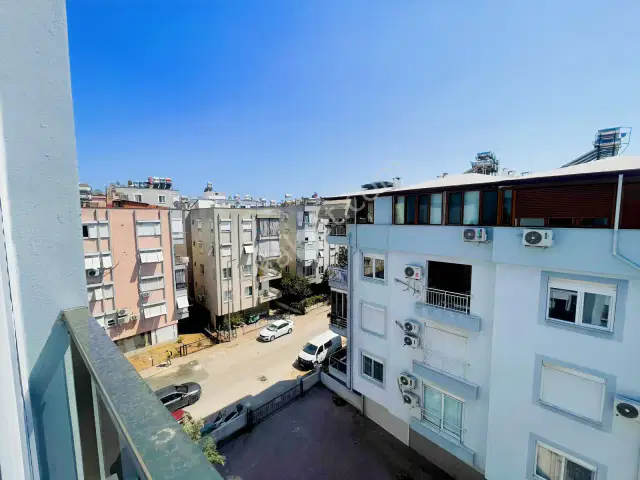 Cumhuriyet Mahallesinde Yeni Bina 2+1 Full Kredili Daire Fırsat — görsel 1
