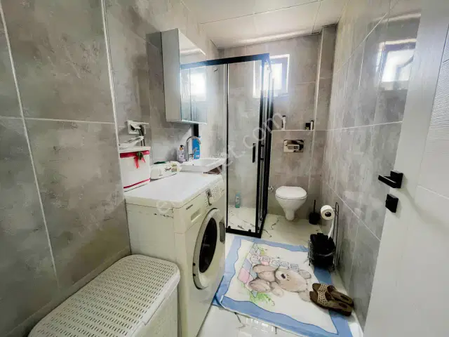 Cumhuriyet Mahallesinde Yeni Bina 2+1 Full Kredili Daire Fırsat — görsel 17