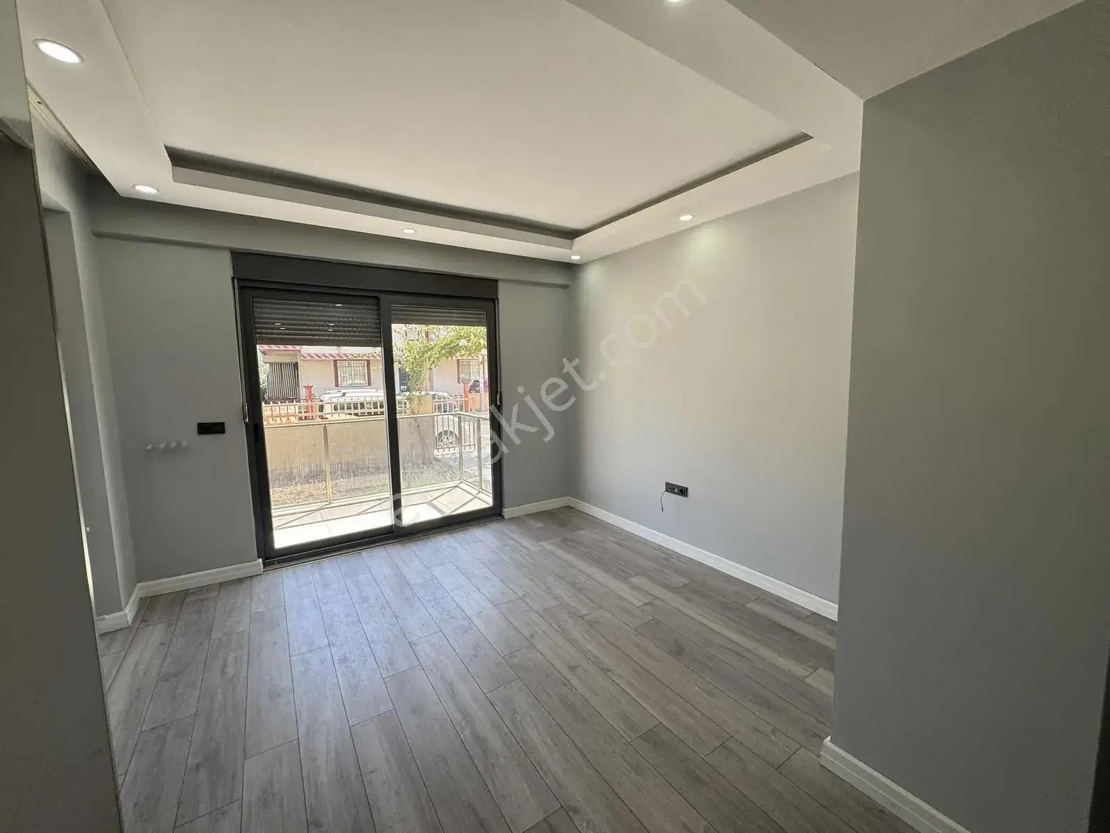 Atatürk Mahallesinde Kiralık Giriş Katı 2+1 — görsel 2