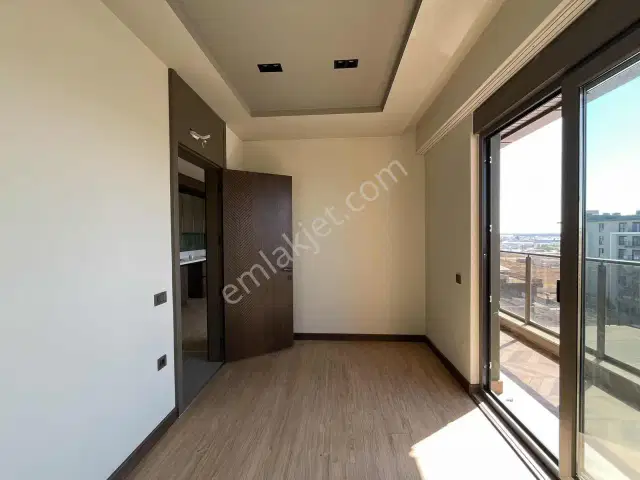 Mir Center'da Arakat Full Özellikli 1+1 Daire — görsel 6