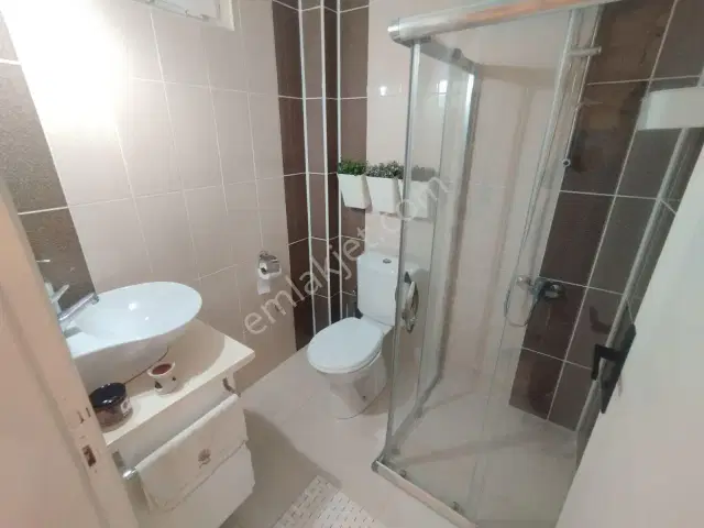 Kadriyede Tripleks Müstakil Bahçe Kullanımlı Tadilatı Yapılmış — görsel 23