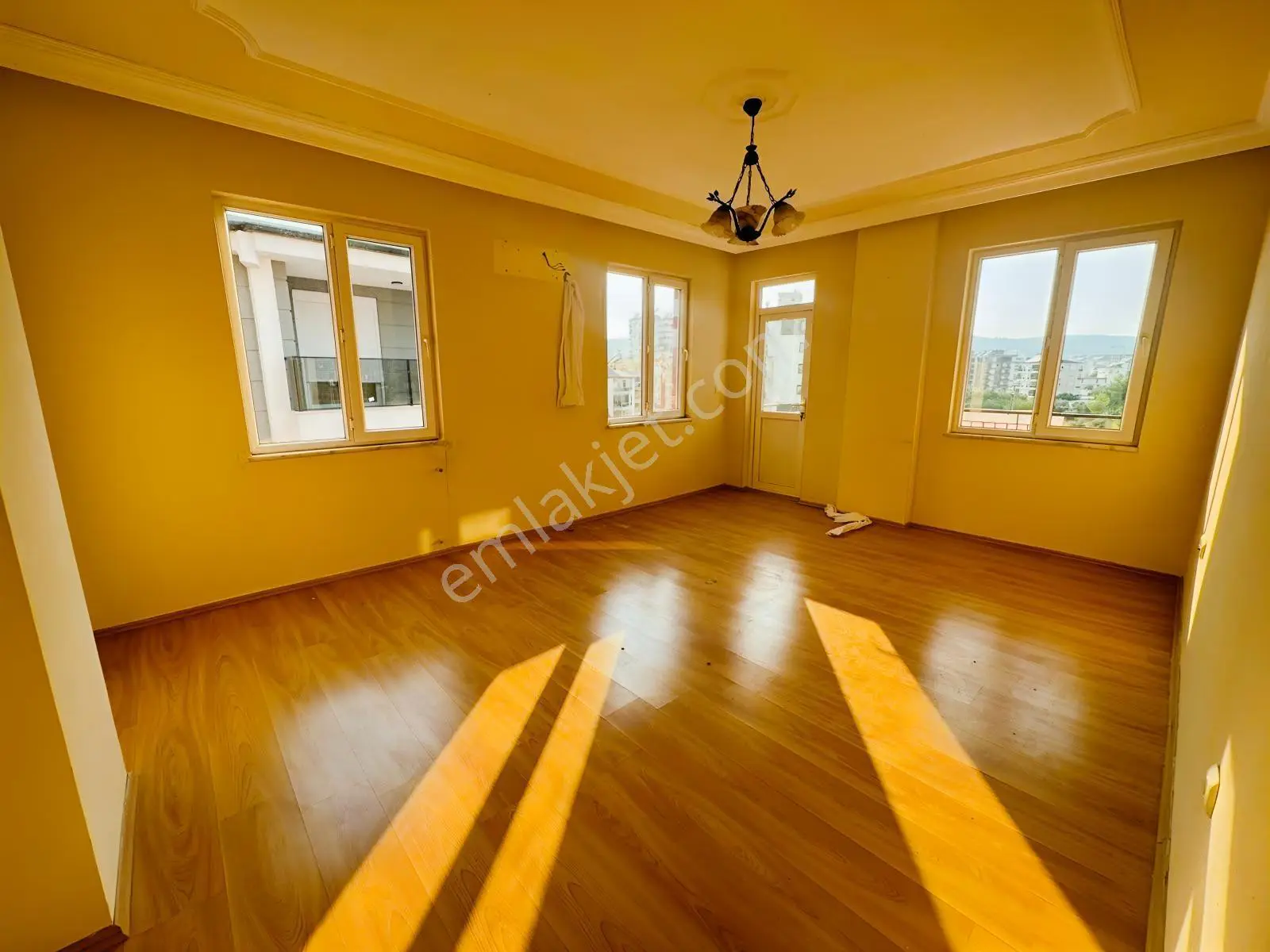 Varsak Karşıyaka Mh İşlek Cadde Üstü|2+1 Boş| /kiralık Daire. — görsel 3