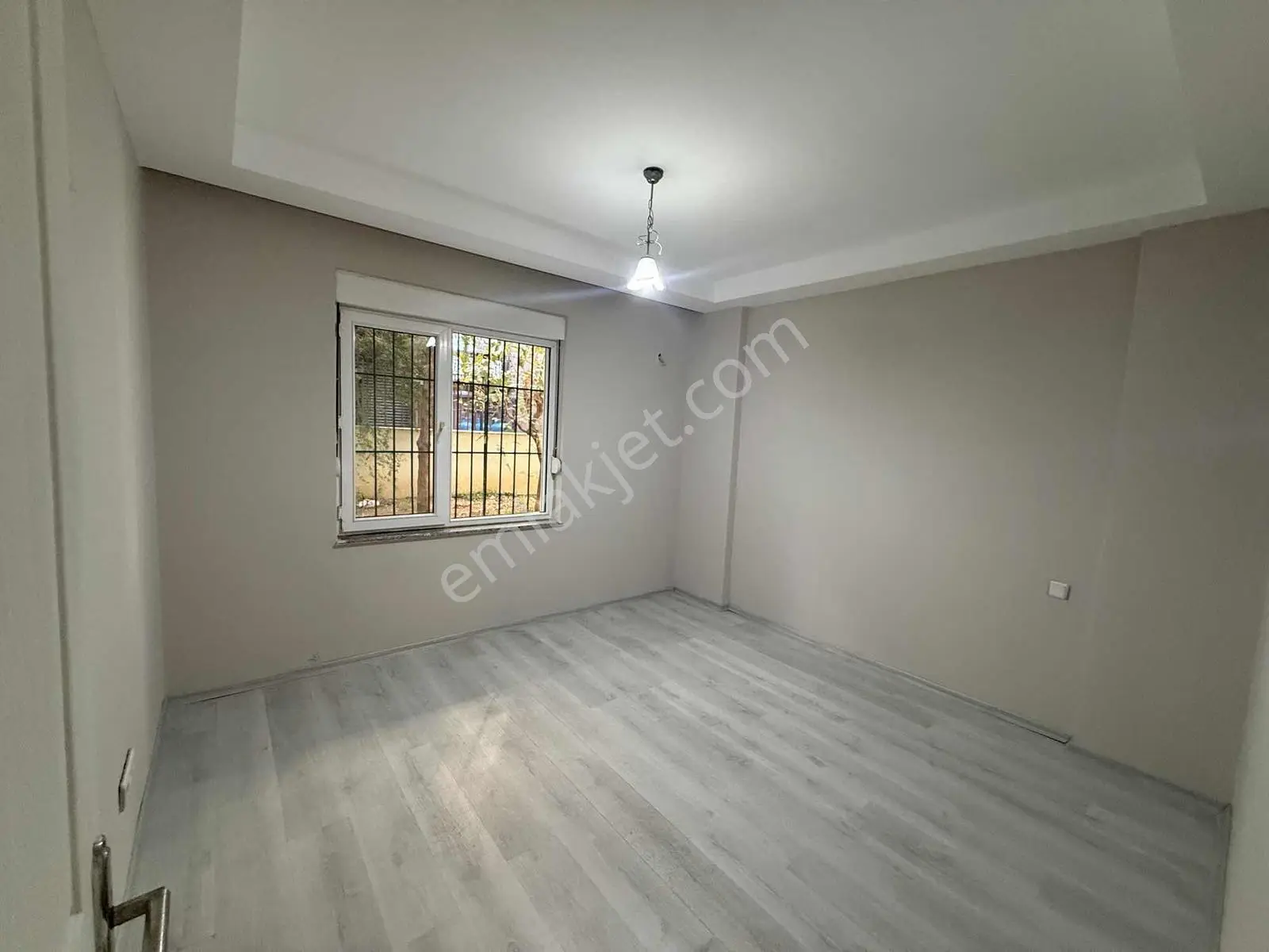 Çağlayan Mahallesi'nde Merkezi Konumda 1+1 Kiralık Daire — görsel 6