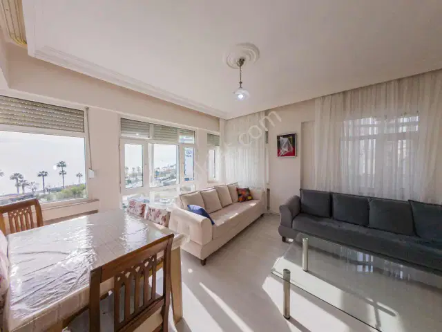 Konyaaltı Sahil Bandında Full Deniz Manzaralı 2+1 Daire — görsel 9