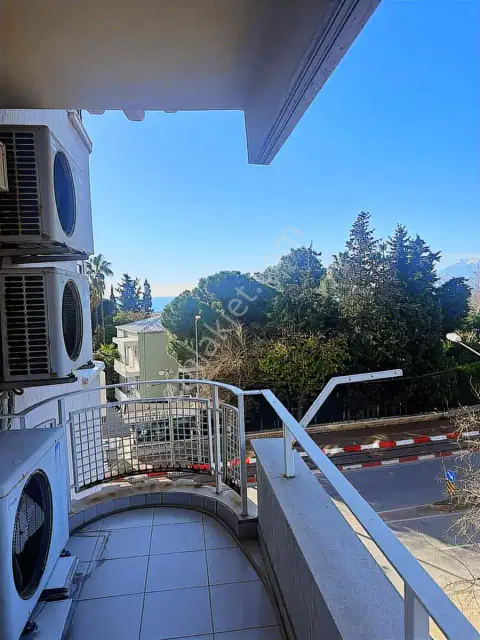 Konyaaltı Caddesi Eşyalı 3+1 Kiralık Daire — görsel 15