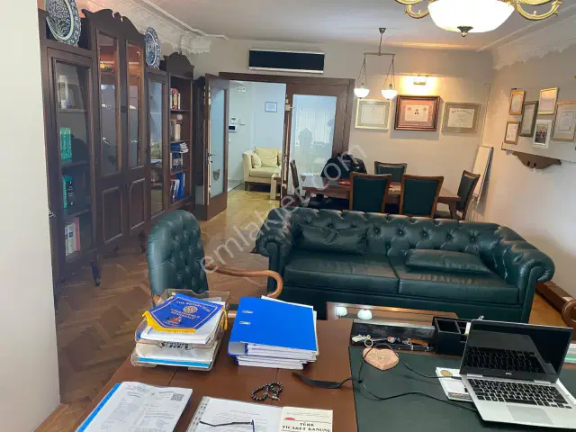 Konyaaltı Caddesi Eşyalı 3+1 Kiralık Daire — görsel 19