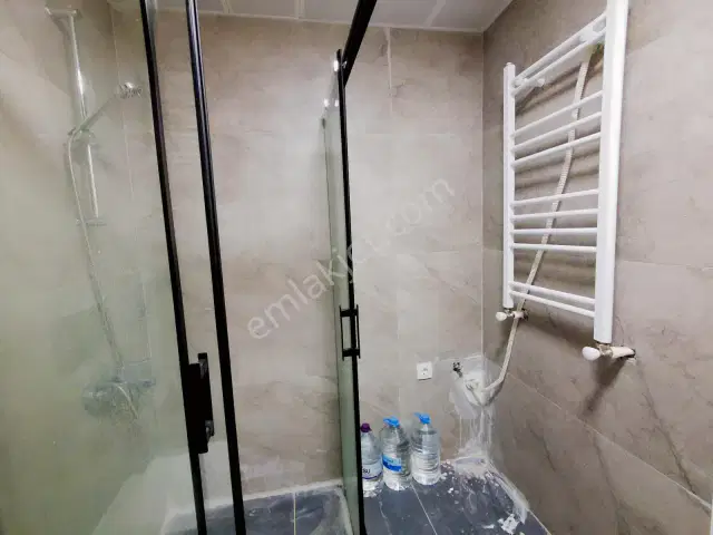 Gençlik'te Denize 250m Havuzlu Sitede 2+1 Güney Doğu Cephe 2.kat — görsel 19