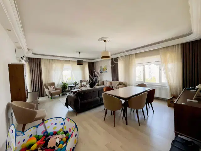 Yeşilbahçe'de Doğalgazlı Geniş Önü Açık 3+1 Kiralık Daire — görsel 15