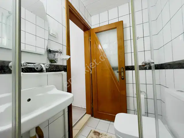 Yeşilbahçe'de Doğalgazlı Geniş Önü Açık 3+1 Kiralık Daire — görsel 21