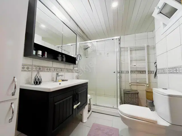 Yeşilbahçe'de Doğalgazlı Geniş Önü Açık 3+1 Kiralık Daire — görsel 26
