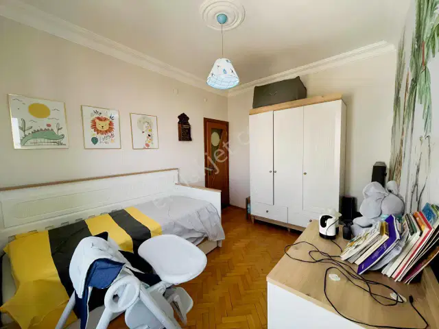 Yeşilbahçe'de Doğalgazlı Geniş Önü Açık 3+1 Kiralık Daire — görsel 27