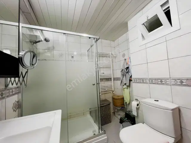 Yeşilbahçe'de Doğalgazlı Geniş Önü Açık 3+1 Kiralık Daire — görsel 35