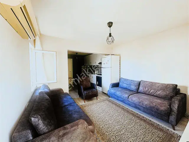 Örnekköy Sitesinde Özel Plajlı 1+1 Kiralık Eşyalı Daire — görsel 3