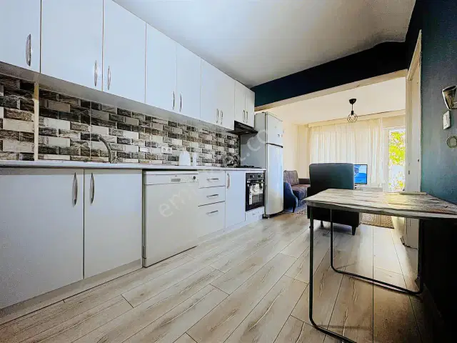 Örnekköy Sitesinde Özel Plajlı 1+1 Kiralık Eşyalı Daire — görsel 4