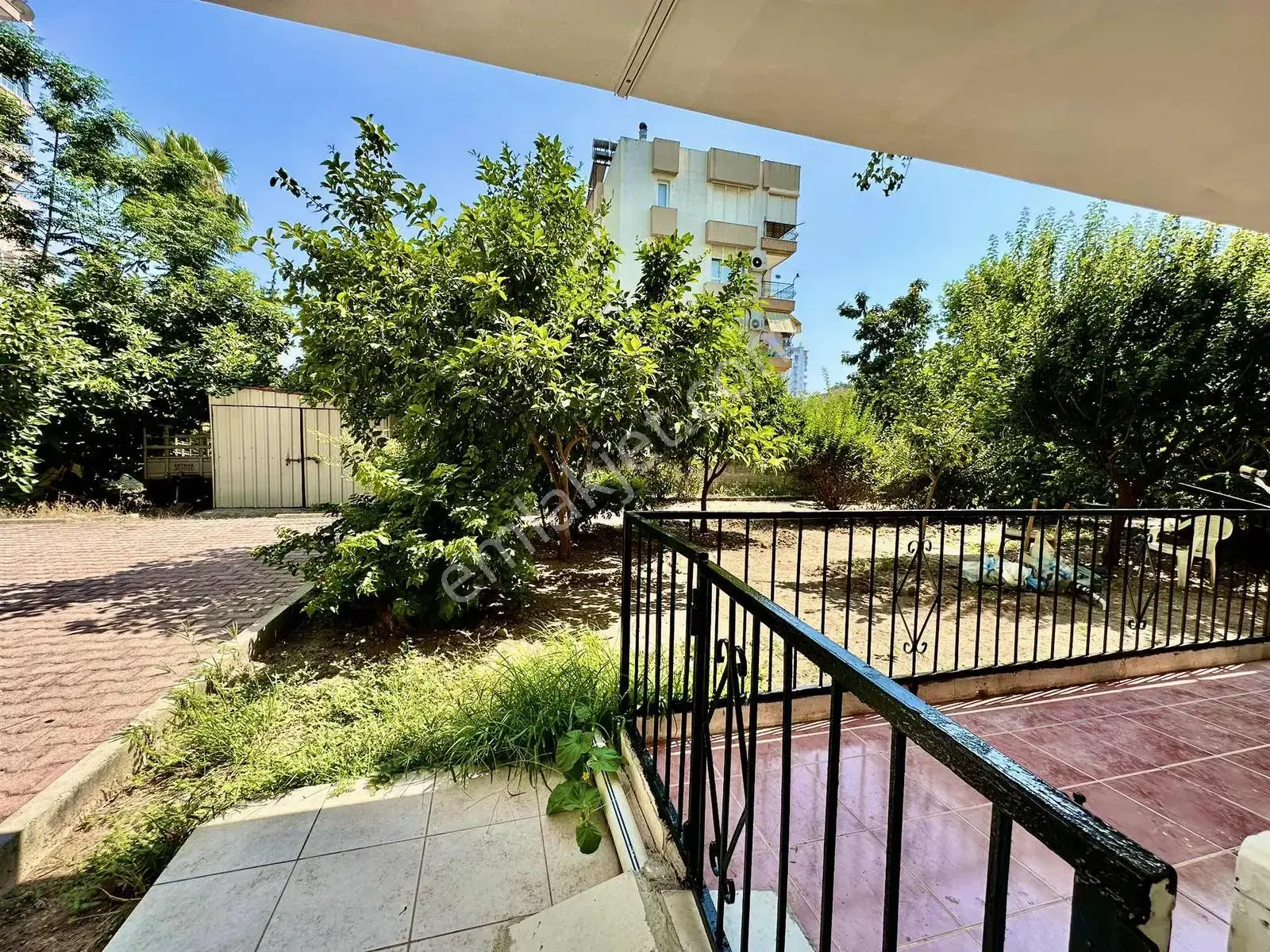Yeşilbahçede Denize Plajlara 500mt Mesafe 1+0 Kiralık Bahçe Katı — görsel 19