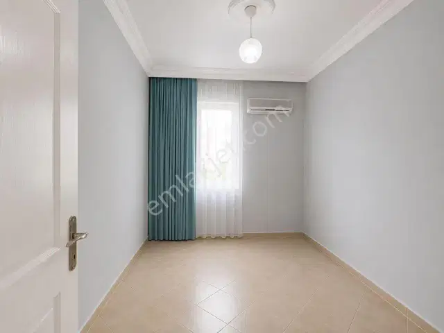 Yuvamkent Sitesi - Havuzlu -ayrı Mutfak 2+1 — görsel 10
