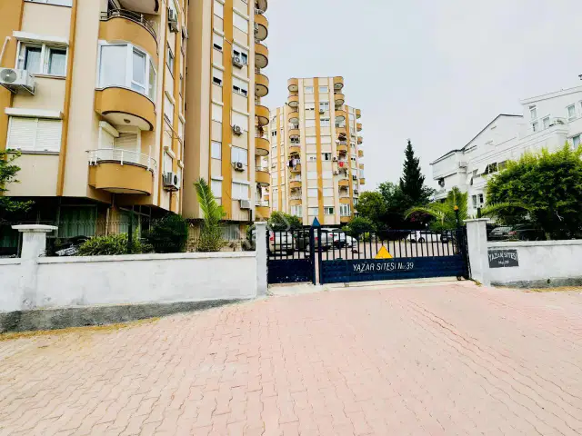 Güzelobada Denize Yakın Site İçi Arakat 2+1 Eşyalı Daire — görsel 3