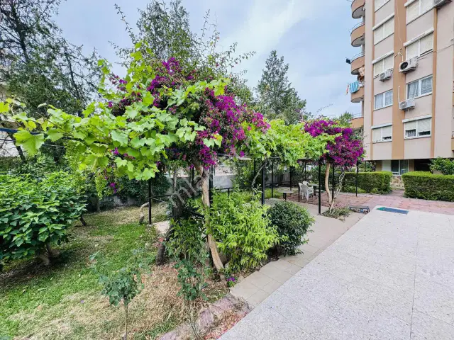 Güzelobada Denize Yakın Site İçi Arakat 2+1 Eşyalı Daire — görsel 7