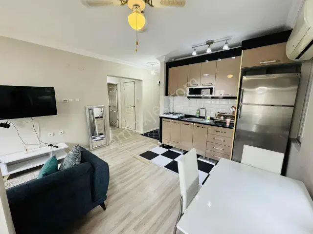 Güzelobada Denize Yakın Site İçi Arakat 2+1 Eşyalı Daire — görsel 10