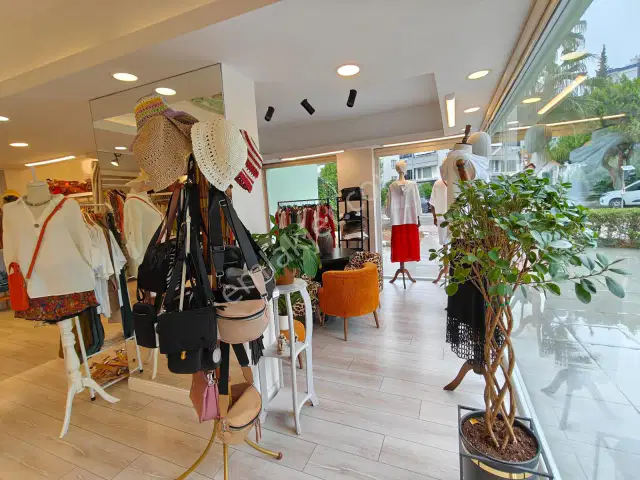 Lara Yeşilbahçe Ana Caddede Kurulu Düzen Devren Kiralık Butik — görsel 16