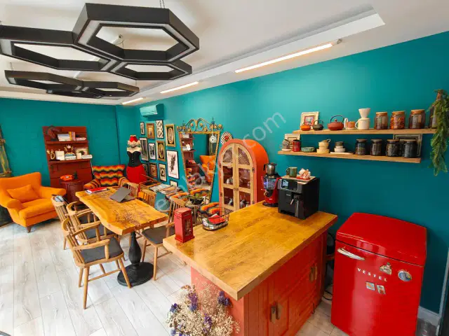 Lara Yeşilbahçe Ana Caddede Kurulu Düzen Devren Kiralık Butik — görsel 20