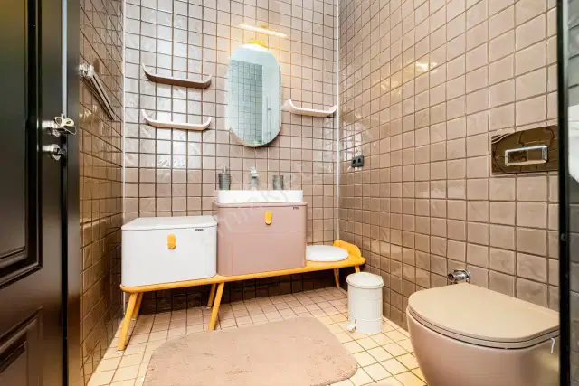 7572 M2 Tarla İçerisinde, Özel Tasarımlı 3 Katlı Lüks Villa — görsel 15