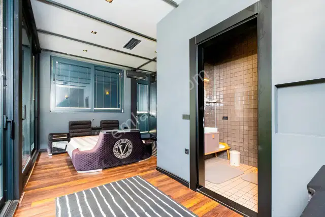 7572 M2 Tarla İçerisinde, Özel Tasarımlı 3 Katlı Lüks Villa — görsel 16